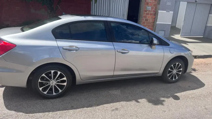 Honda Civic Sedan LXS 1.8/1.8 Flex 16V Aut. 4P 2014