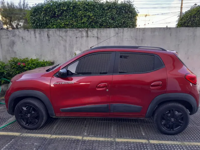 Renault Kwid Outsider 1.0 Flex 12V 5P Mec. 2020