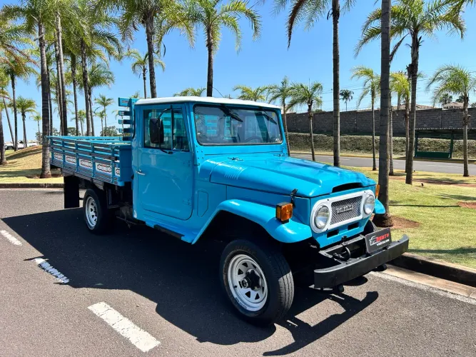 Toyota Band.Picape Chassi Longo Diesel 1977
