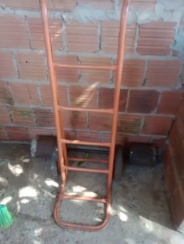Vendo carinho de descarga