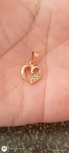 Vendo pingente magold, semi novo. Não faço entrega.