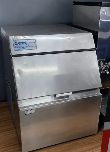 Máquina de Gelo Everest Seminova