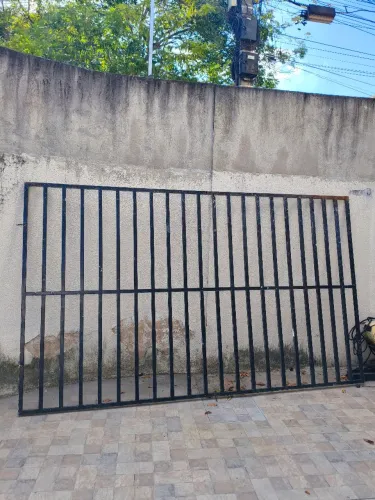 Grade metalo