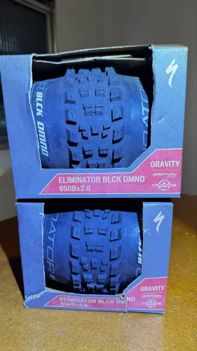  Pneu MTB Specialized BLCK DMND 650Bx2.6 27,5?