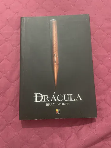 Drácula Bram Stoker Livro Clássico Terror Romance Muito Bom Estado
