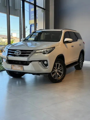 Toyota Hilux SW4 4X4 2.8 Diesel 2017