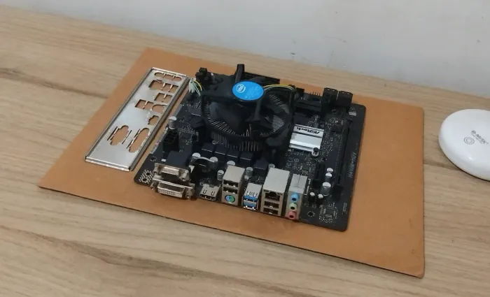 Kit i3 10100f