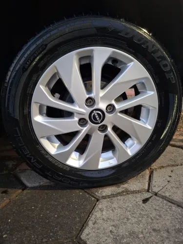 Rodas originais do Versa 2026 aro 15 4x100 