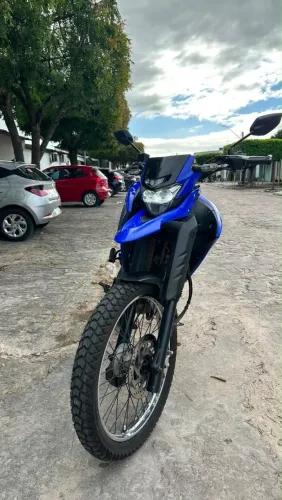 XTZ 250 Lander 2023