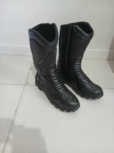 Bota e coturno 