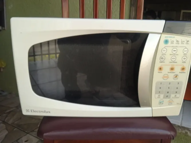 Microondas Electrolux 18L pra conserto