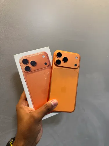 iPhone 17 Pro Max 256 GB - 1 mês de uso - ACEITO TROCA - 