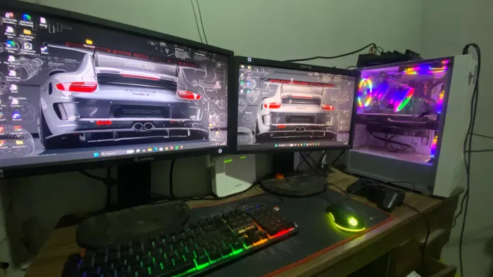 PC GAMER 2 MONITORES 