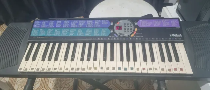teclado yamaha psr 77 usado