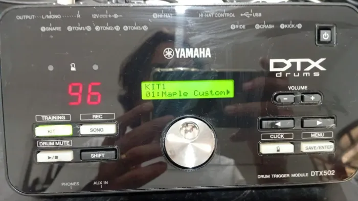 Módulo Yamaha Dtx502 (Só o módulo). Acompanha fonte paralela.
