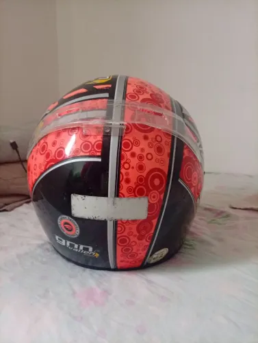 Capacete Semi-novo