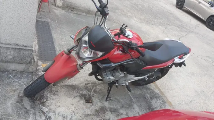 Cb300 em ótimo estado, oportunidade 