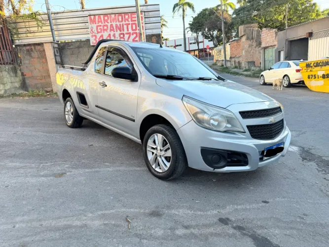 Chevrolet Montana LS 1.4 Econoflex 8V 2P 2012