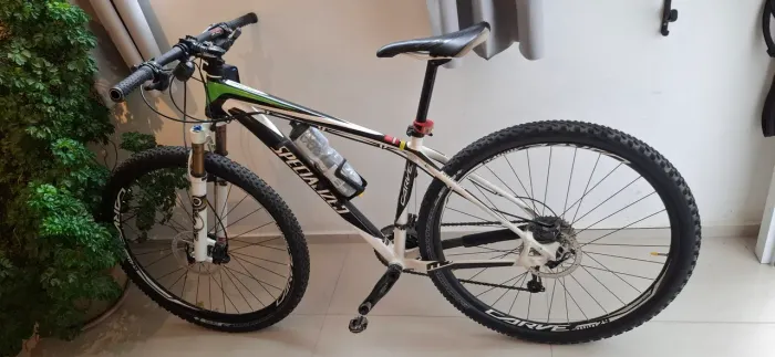 BICICLETA MONTAINBIKE ARO 29 SPECIALIZED