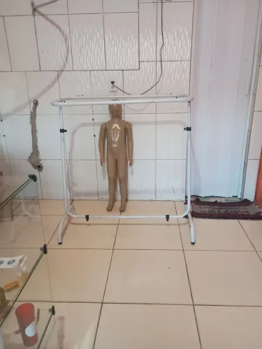 Material para loja de roupas
