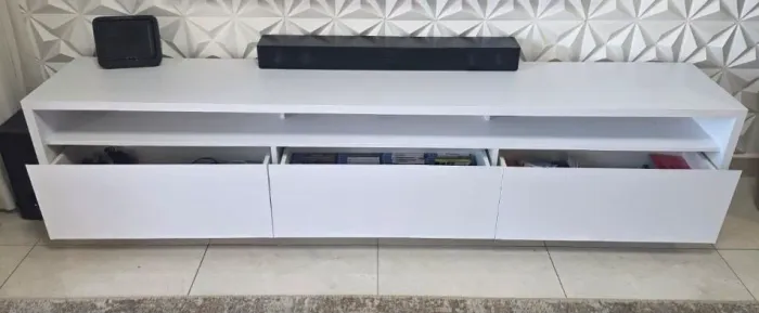 Rack Planejado em MDF Super conservado