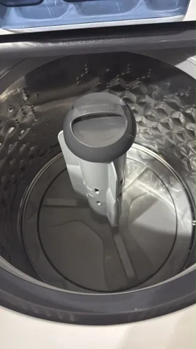 Máquina de lavar Electrolux 17 kg ( 09 meses de uso)