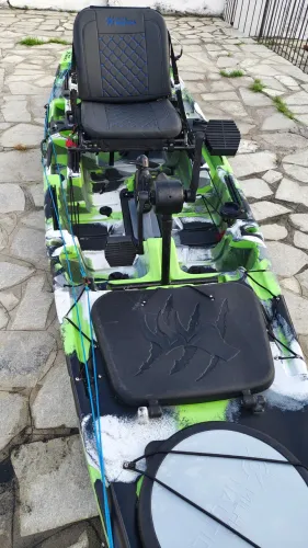 Vendo Caiaque Raptor ( milha náutica)