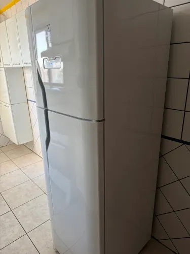 Geladeira Eletrolux