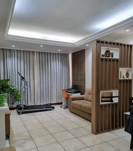 Apto em Nazaré, 3 quartos com dependencias, tres varandas, garagem, mobiliado.