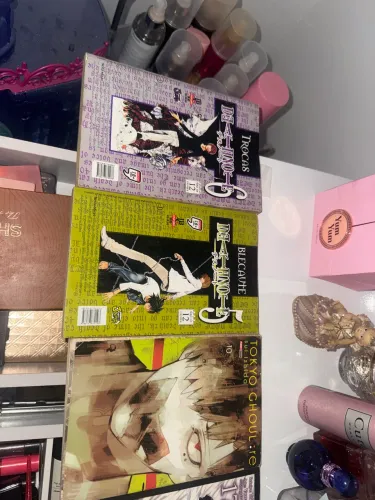 Lote de mangás variados: death note, tokyo ghoul, demon slayer e outros