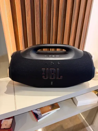 JBL Boombox 4