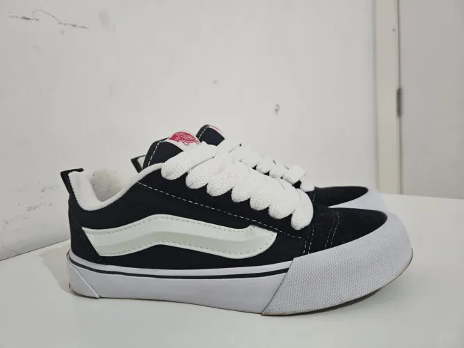 Tênis Vans Número 35