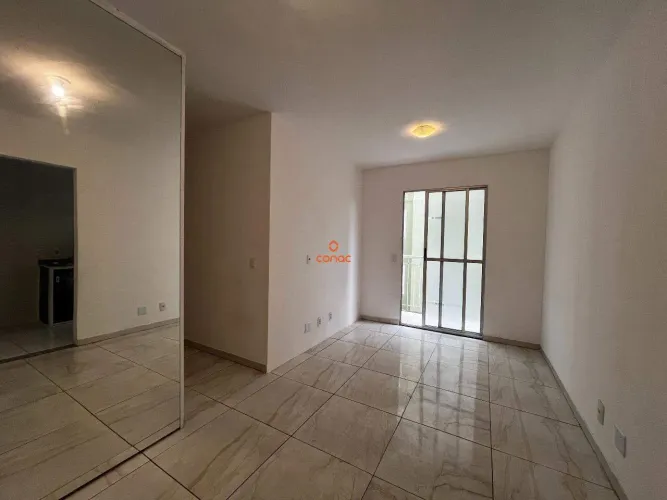 **Apartamento 2 Quartos com Varanda e 1 Vaga Próximo ao Metrô Irajá**