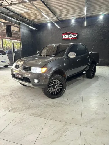 Mitsubishi L200 Triton HPE 3.2 CD TB Int.diesel AUT 2013