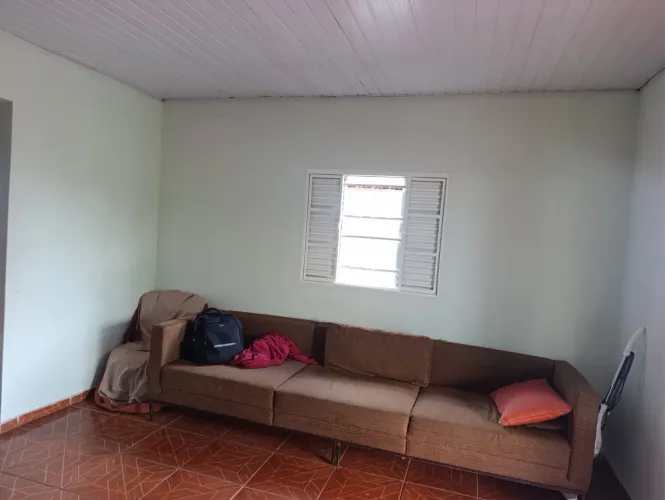 Casa térrea em Várzea Grande 