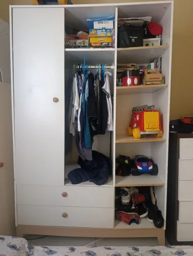Guarda roupa infantil alecrim