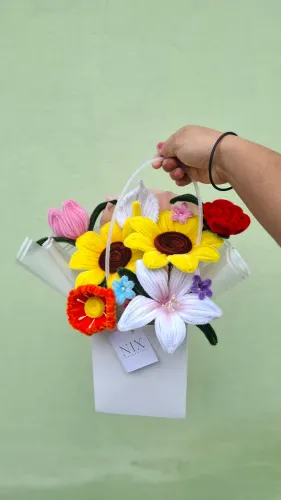UM BUQUÊ CHEIO DE COR, CARINHO E PERSONALIDADE!