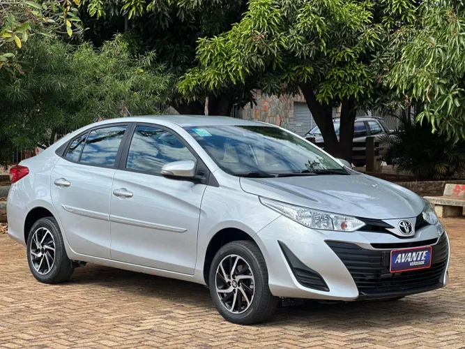 Toyota Yaris XL Live Sedan 1.5 Flex 16V 4P AUT 2020
