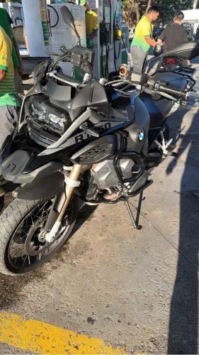 BMW - R1250 - 2024 adventure tripleblack