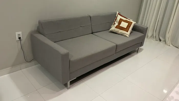 Sofá linho 2.10m