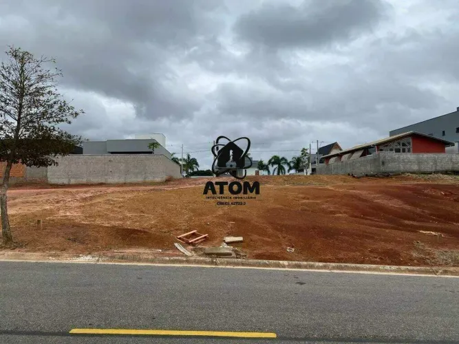 Terreno à venda em condomínio de Taubaté