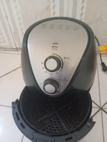 Vendo warfrai semi nova filé só usar em boa condições.