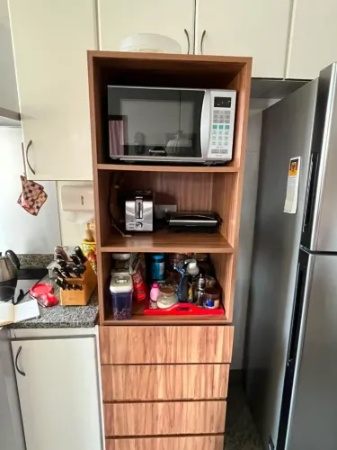 Estou procurando uma casa pra alugar urgente