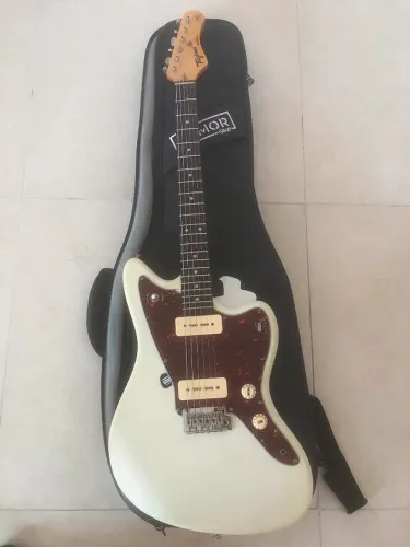 Guitarra Tagima TW61