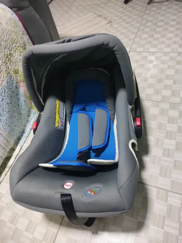 Bebê conforto novo