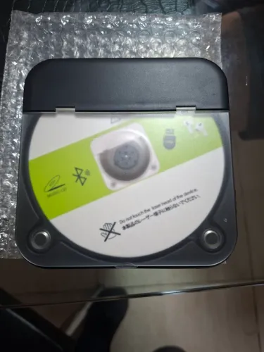 Cd player novo,com Bluetoot,toca pen drive,com bateria recarregável 