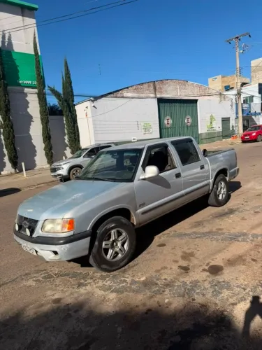 Chevrolet S10 Pick-up Luxe 2.8 4X2 CD TB Int.dies. 2000