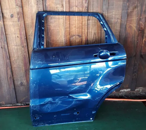 Porta traseira esquerda range rover evoke 