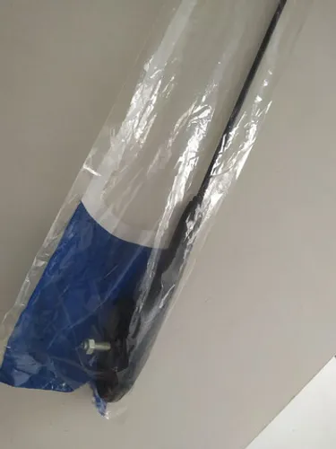 Antena automotiva para teto. Instalada