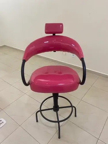 Cadeira infantil para salão